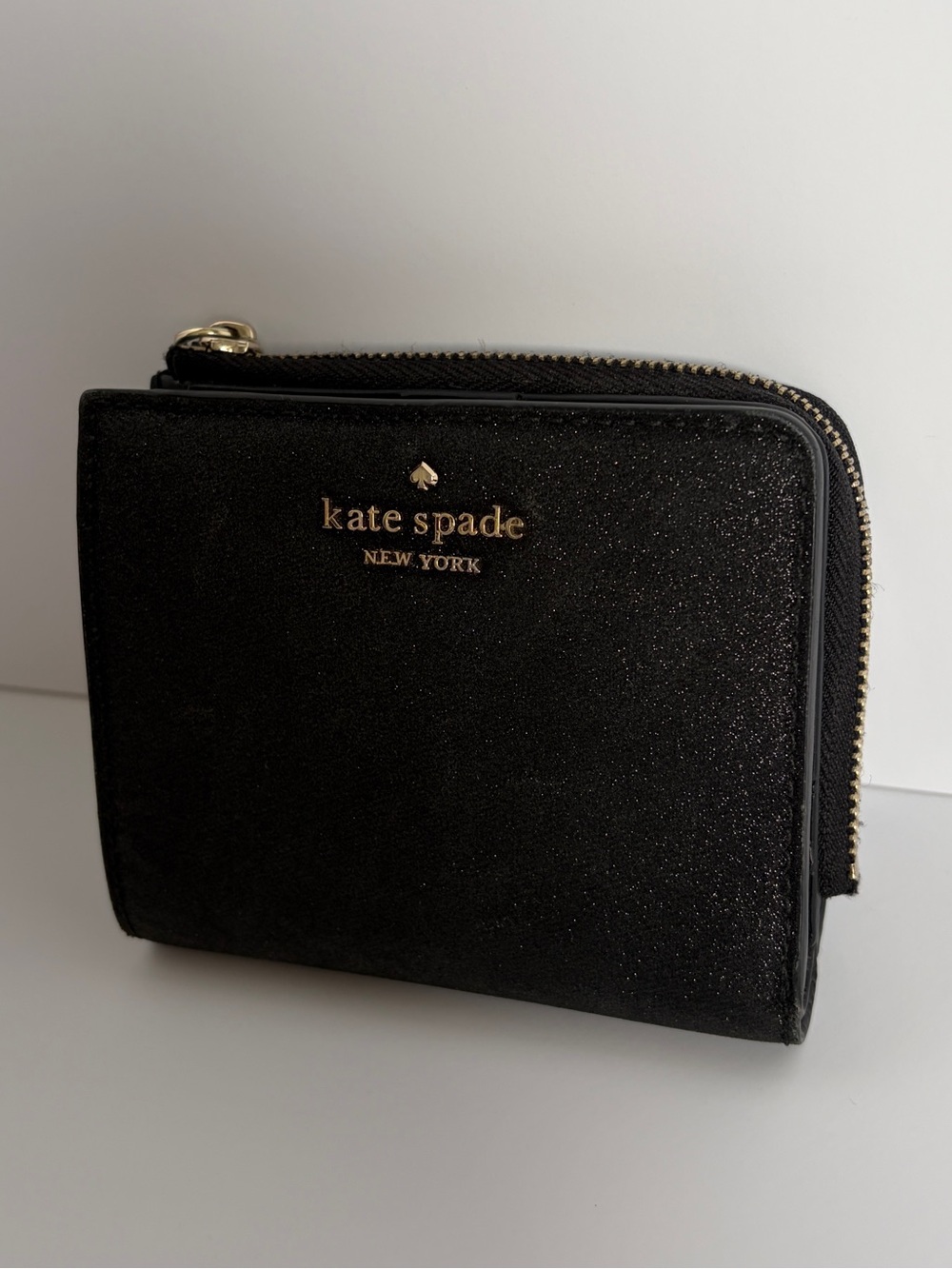 kate spade Black GLITTER Zip Wallet with Gold Logo